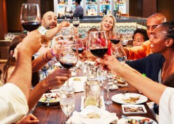 Carnival Cracks Down on Late Diners!